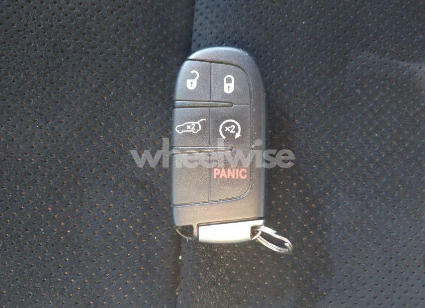 Photo 11 of 2018 Jeep Grand CHEROKEE ALTITUDE 4X4 (VIN 1C4RJFAG0JC348402)