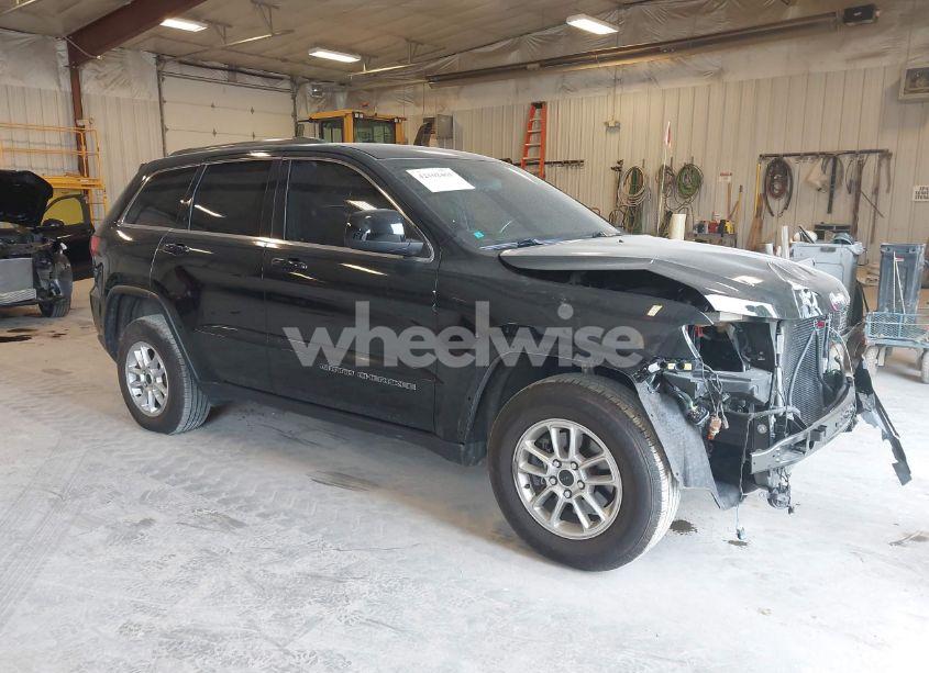 2018 Jeep Grand CHEROKEE LAREDO E 4X4 (VIN 1C4RJFAG0JC503756) main photo