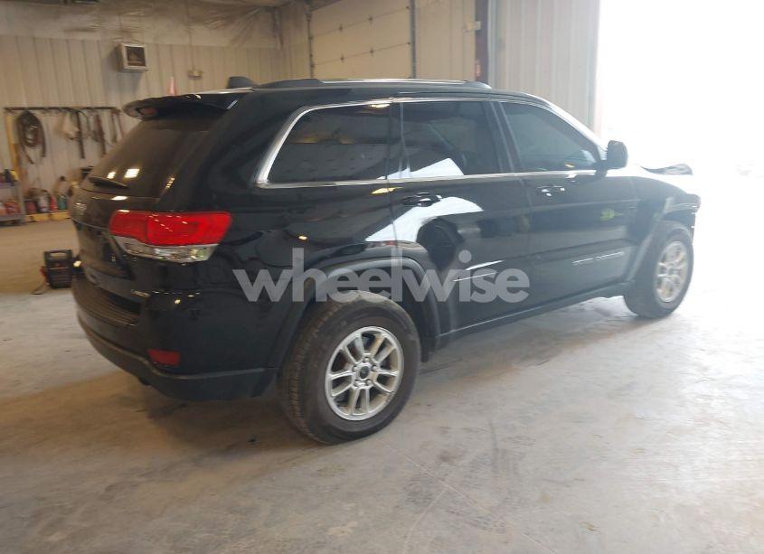 Photo 4 of 2018 Jeep Grand CHEROKEE LAREDO E 4X4 (VIN 1C4RJFAG0JC503756)