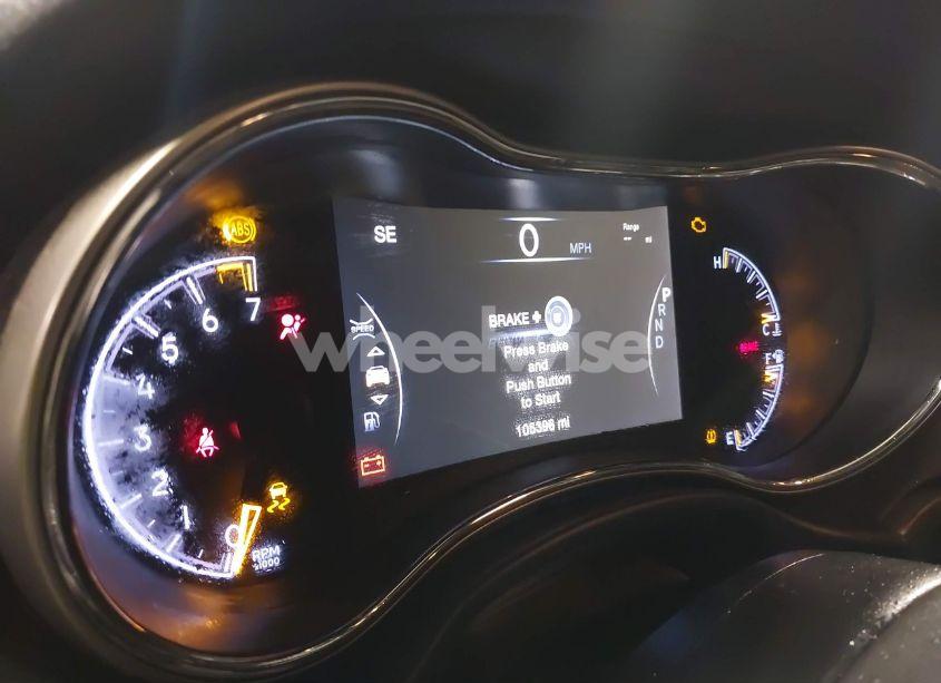 Photo 7 of 2019 Jeep Grand CHEROKEE ALTITUDE 4X4 (VIN 1C4RJFAG0KC529081)