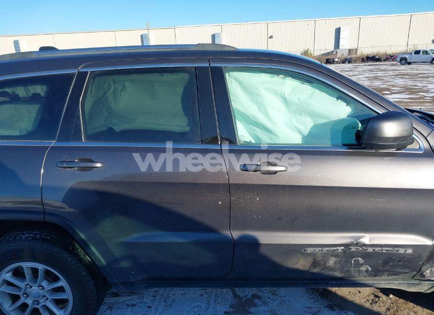 Photo 13 of 2019 Jeep Grand CHEROKEE LAREDO E 4X4 (VIN 1C4RJFAG0KC607925)