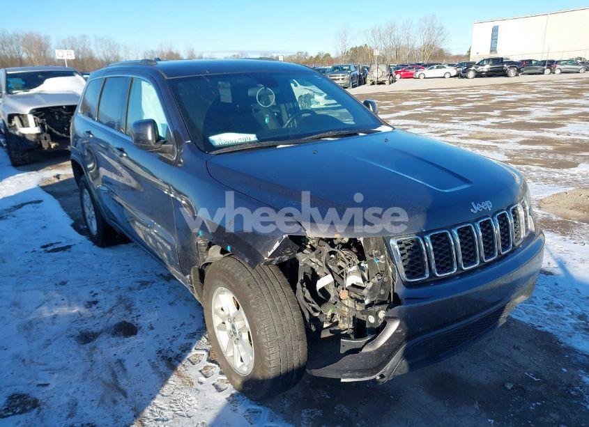 Photo 6 of 2019 Jeep Grand CHEROKEE LAREDO E 4X4 (VIN 1C4RJFAG0KC607925)