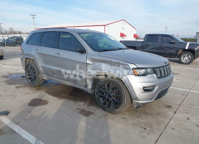 2019 Jeep Grand CHEROKEE ALTITUDE 4X4 (VIN 1C4RJFAG0KC617824) main photo