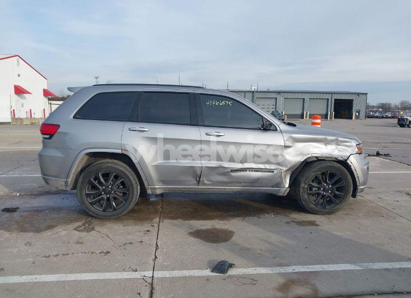 Photo 13 of 2019 Jeep Grand CHEROKEE ALTITUDE 4X4 (VIN 1C4RJFAG0KC617824)