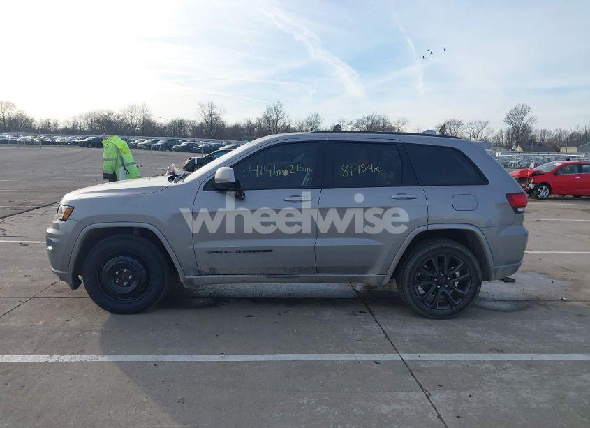 Photo 14 of 2019 Jeep Grand CHEROKEE ALTITUDE 4X4 (VIN 1C4RJFAG0KC617824)