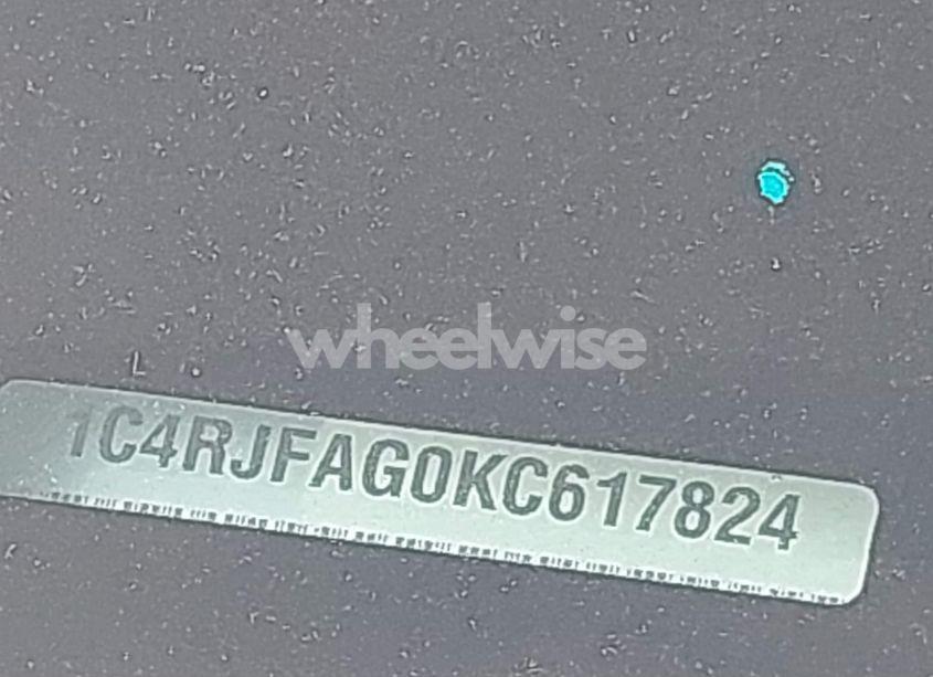 Photo 9 of 2019 Jeep Grand CHEROKEE ALTITUDE 4X4 (VIN 1C4RJFAG0KC617824)