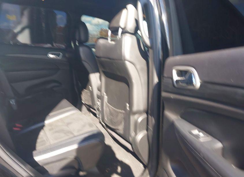 Photo 8 of 2019 Jeep Grand CHEROKEE ALTITUDE 4X4 (VIN 1C4RJFAG0KC669745)