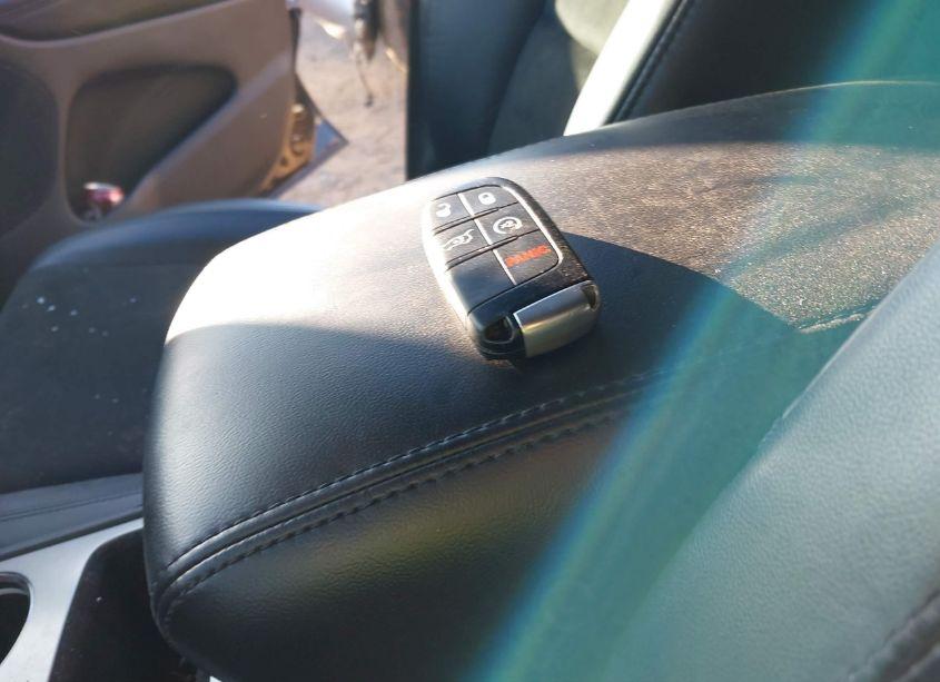 Photo 11 of 2019 Jeep Grand CHEROKEE ALTITUDE 4X4 (VIN 1C4RJFAG0KC694600)