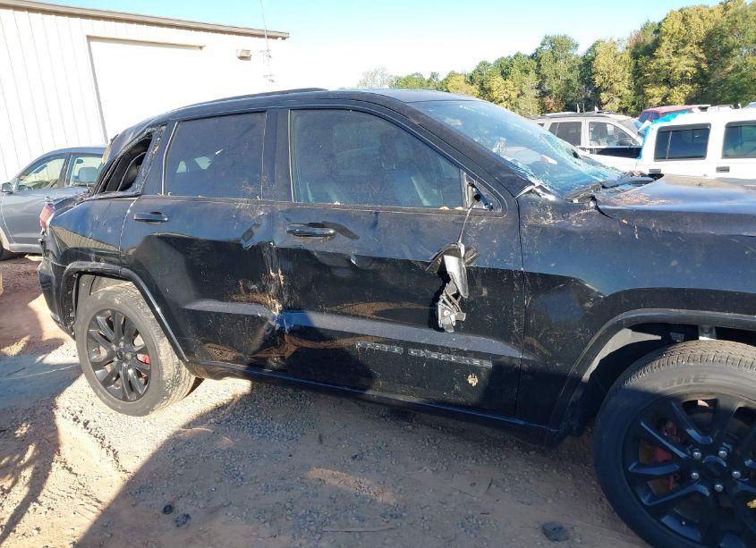 Photo 13 of 2019 Jeep Grand CHEROKEE ALTITUDE 4X4 (VIN 1C4RJFAG0KC694600)