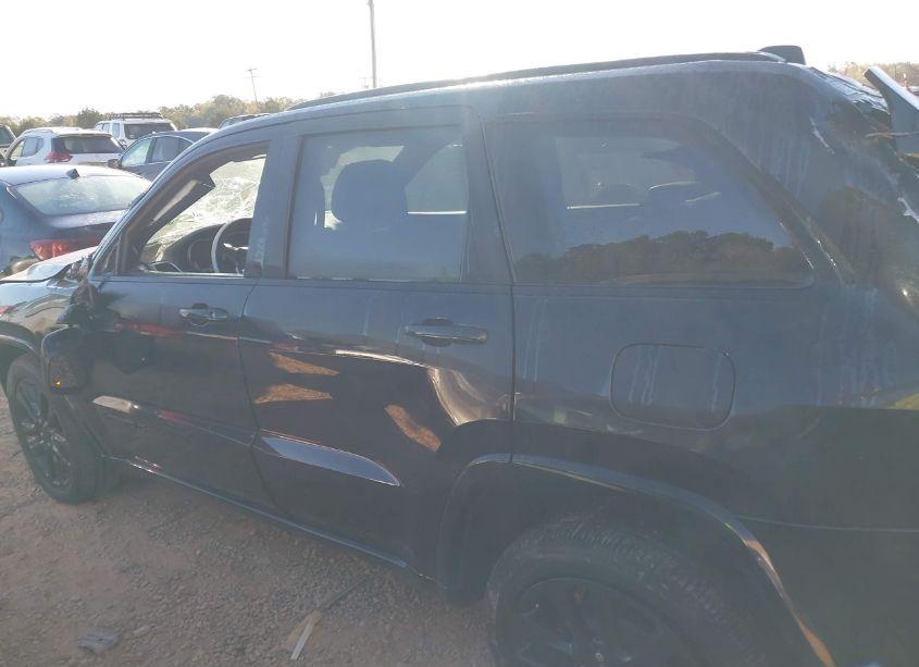 Photo 14 of 2019 Jeep Grand CHEROKEE ALTITUDE 4X4 (VIN 1C4RJFAG0KC694600)