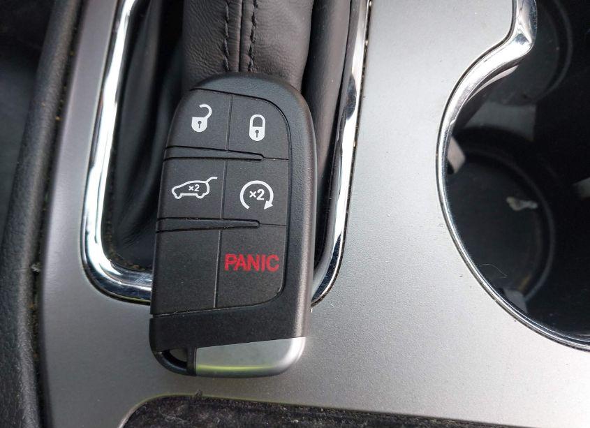 Photo 11 of 2019 Jeep Grand CHEROKEE ALTITUDE 4X4 (VIN 1C4RJFAG0KC850148)