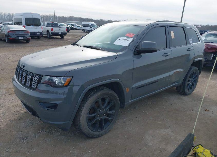 Photo 2 of 2019 Jeep Grand CHEROKEE ALTITUDE 4X4 (VIN 1C4RJFAG0KC850148)