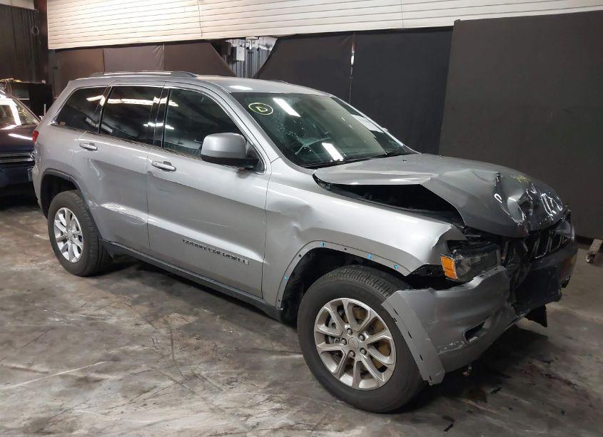 2021 Jeep Grand CHEROKEE LAREDO X 4X4 (VIN 1C4RJFAG0MC828802) main photo