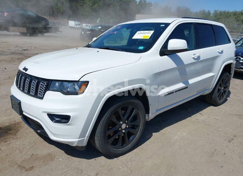 Photo 2 of 2021 Jeep Grand CHEROKEE LAREDO X 4X4 (VIN 1C4RJFAG0MC856308)