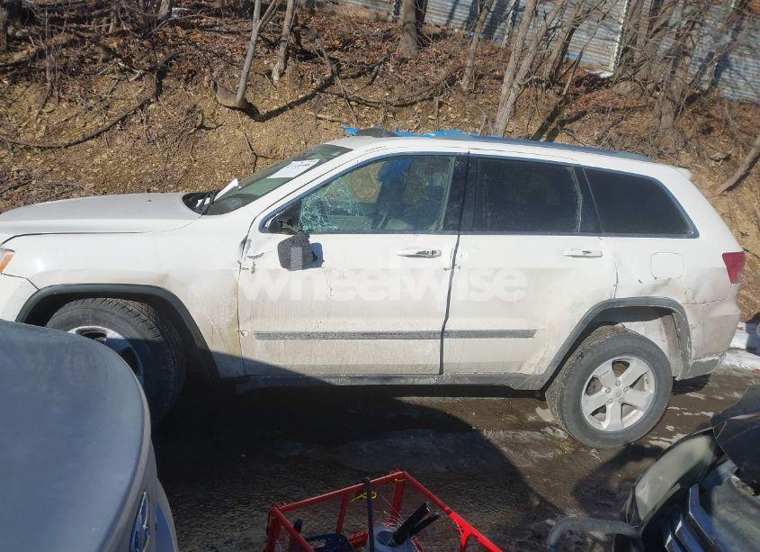 Photo 15 of 2012 Jeep Grand CHEROKEE LAREDO (VIN 1C4RJFAG1CC127927)