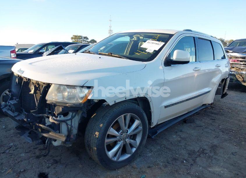 Photo 6 of 2012 Jeep Grand CHEROKEE LAREDO (VIN 1C4RJFAG1CC281389)
