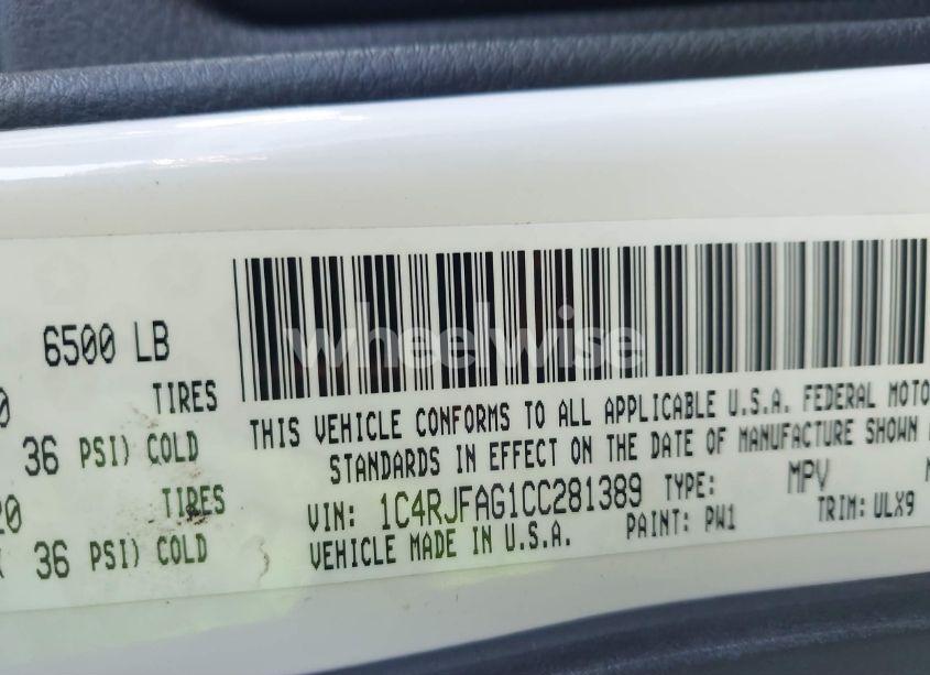 Photo 9 of 2012 Jeep Grand CHEROKEE LAREDO (VIN 1C4RJFAG1CC281389)