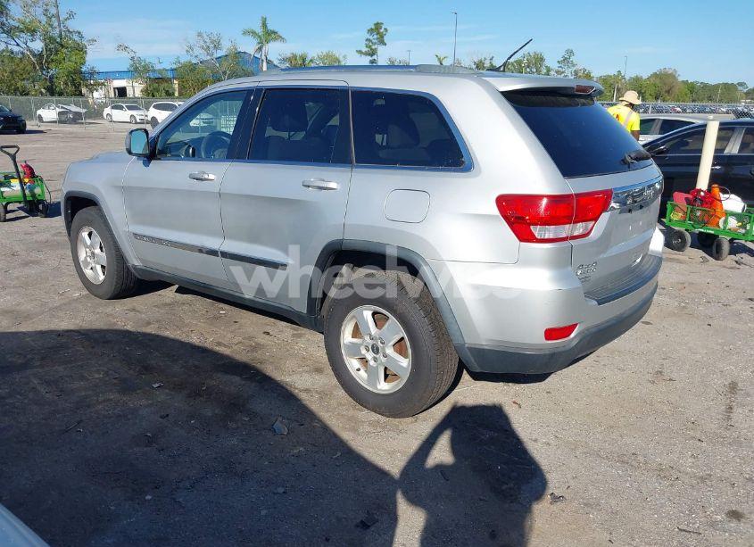 Photo 3 of 2012 Jeep Grand CHEROKEE LAREDO (VIN 1C4RJFAG1CC311121)