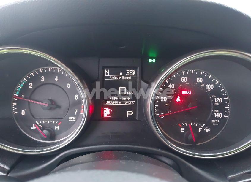 Photo 7 of 2012 Jeep Grand CHEROKEE LAREDO (VIN 1C4RJFAG1CC314889)