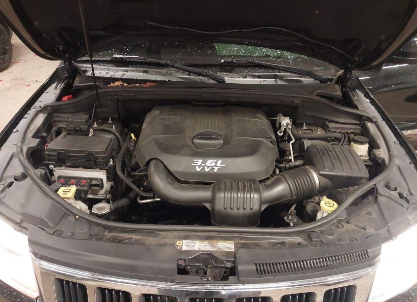 Photo 10 of 2012 Jeep Grand CHEROKEE LAREDO (VIN 1C4RJFAG1CC346905)