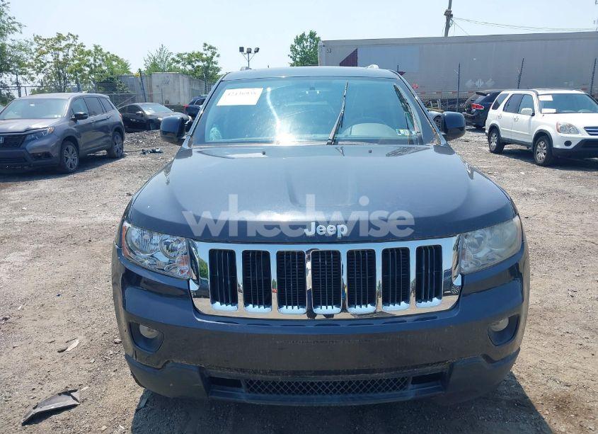 Photo 12 of 2013 Jeep Grand CHEROKEE LAREDO (VIN 1C4RJFAG1DC532719)