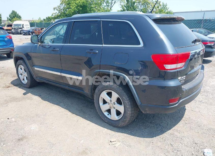 Photo 3 of 2013 Jeep Grand CHEROKEE LAREDO (VIN 1C4RJFAG1DC532719)