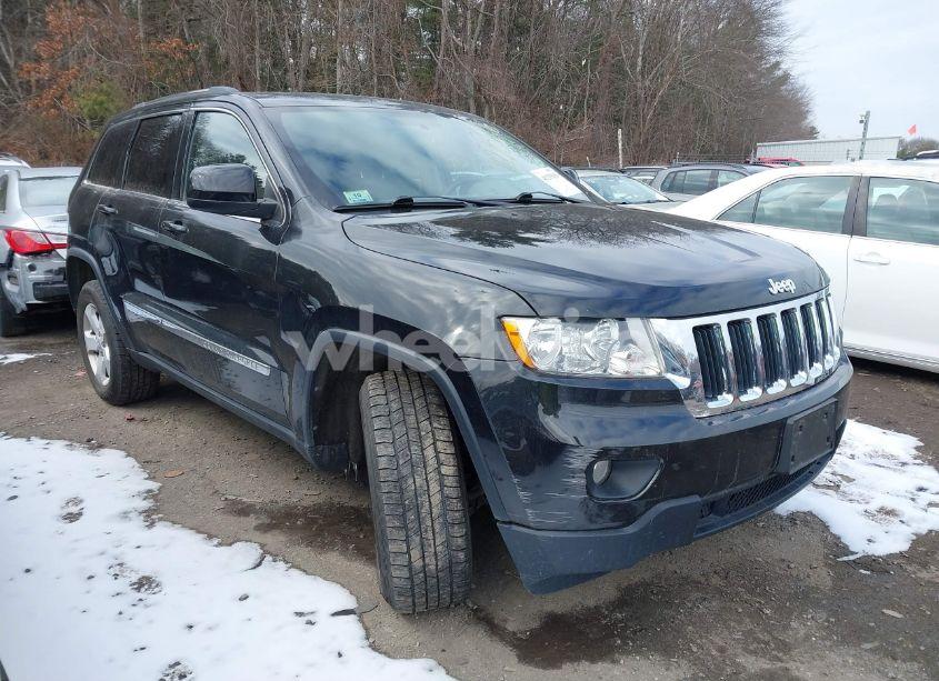 2013 Jeep Grand CHEROKEE LAREDO (VIN 1C4RJFAG1DC532848) main photo