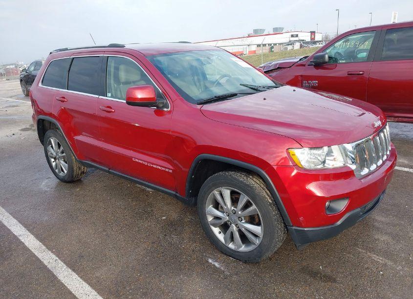 2013 Jeep Grand CHEROKEE LAREDO (VIN 1C4RJFAG1DC537547) main photo
