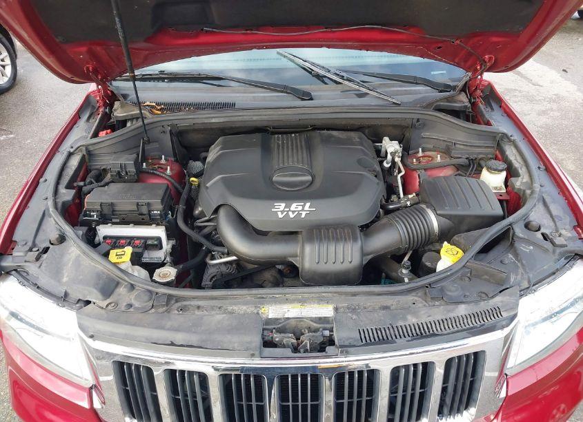 Photo 10 of 2013 Jeep Grand CHEROKEE LAREDO (VIN 1C4RJFAG1DC537547)