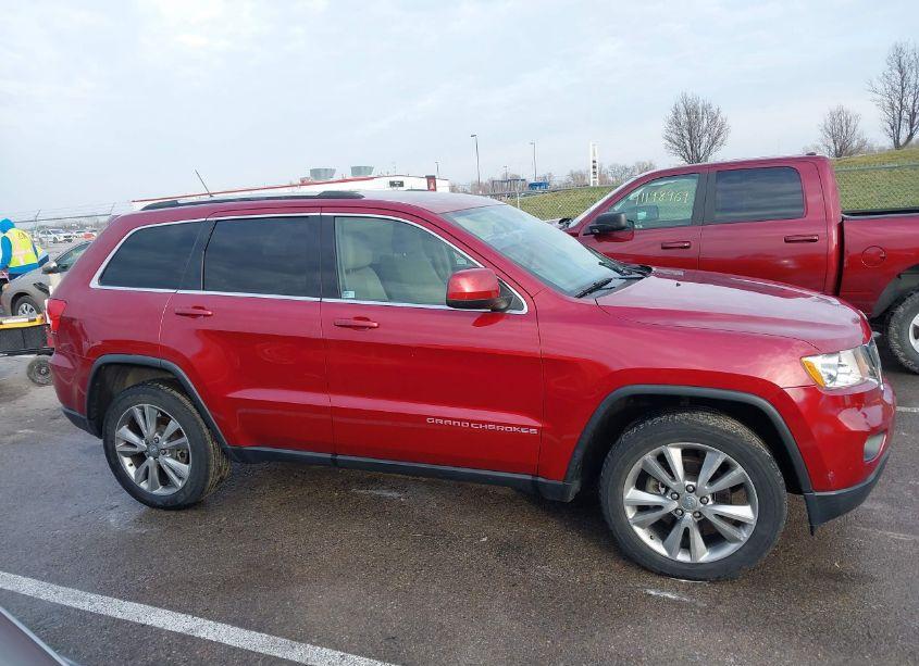 Photo 13 of 2013 Jeep Grand CHEROKEE LAREDO (VIN 1C4RJFAG1DC537547)