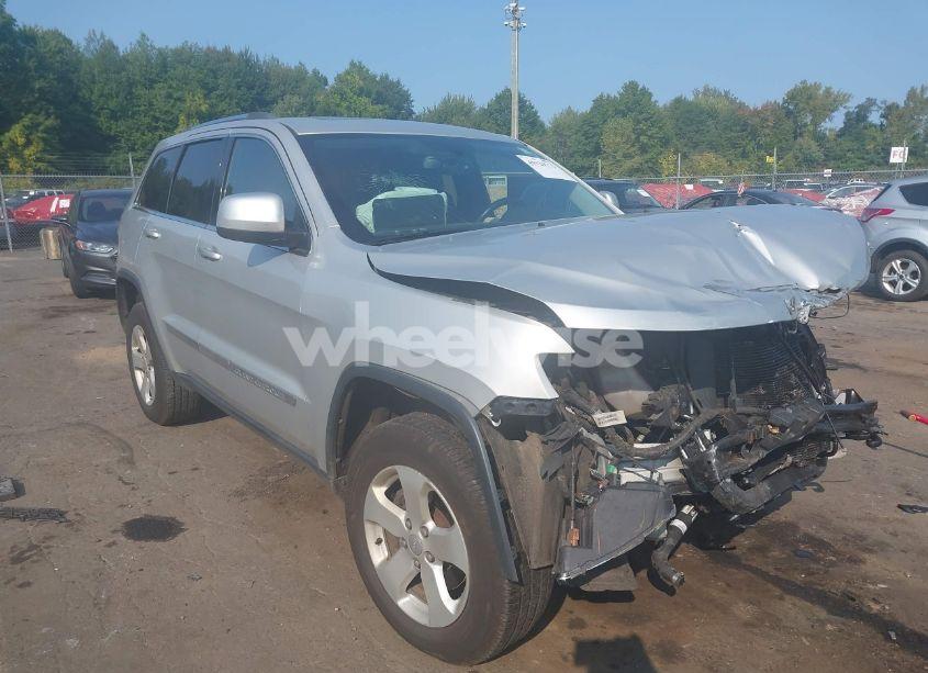 2013 Jeep Grand CHEROKEE LAREDO (VIN 1C4RJFAG1DC542568) main photo