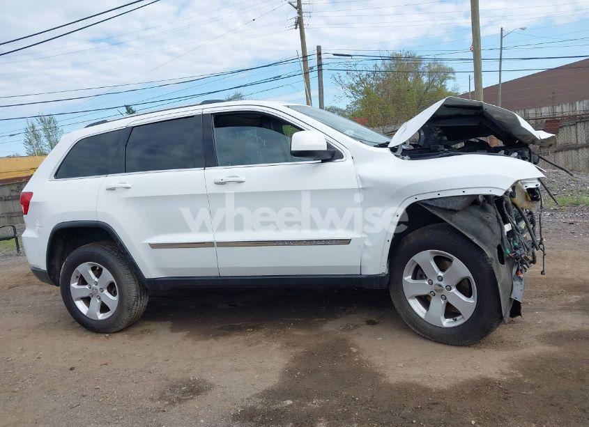 Photo 13 of 2013 Jeep Grand CHEROKEE LAREDO (VIN 1C4RJFAG1DC549004)