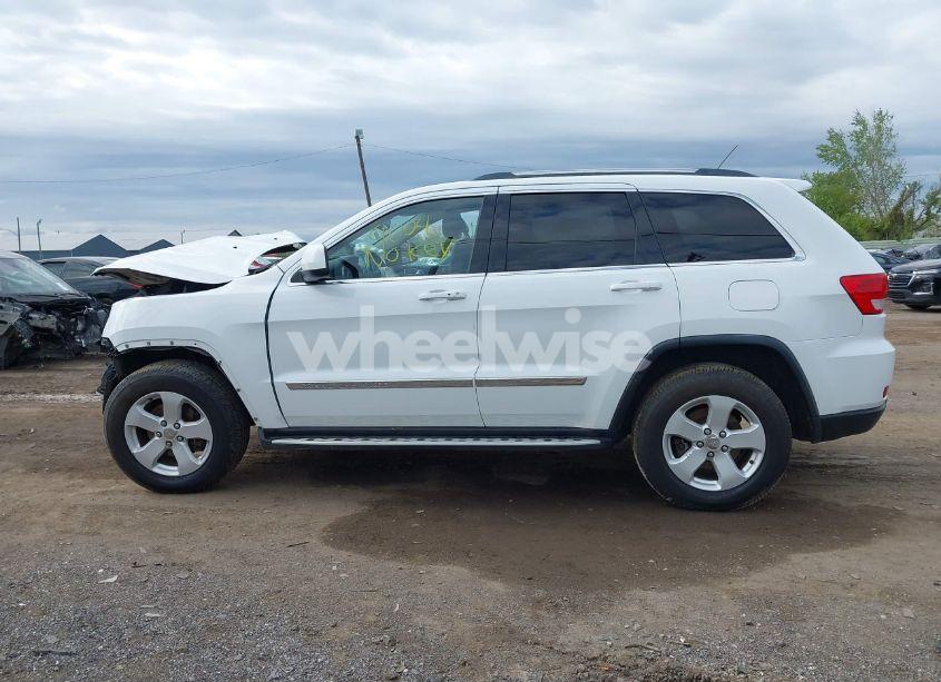 Photo 14 of 2013 Jeep Grand CHEROKEE LAREDO (VIN 1C4RJFAG1DC549004)