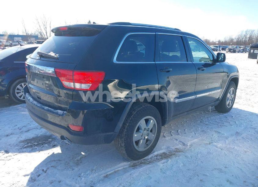 Photo 4 of 2013 Jeep Grand CHEROKEE LAREDO (VIN 1C4RJFAG1DC552985)