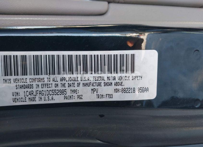 Photo 9 of 2013 Jeep Grand CHEROKEE LAREDO (VIN 1C4RJFAG1DC552985)