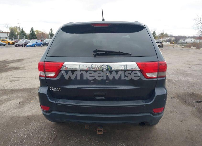 Photo 16 of 2013 Jeep Grand CHEROKEE LAREDO (VIN 1C4RJFAG1DC557992)