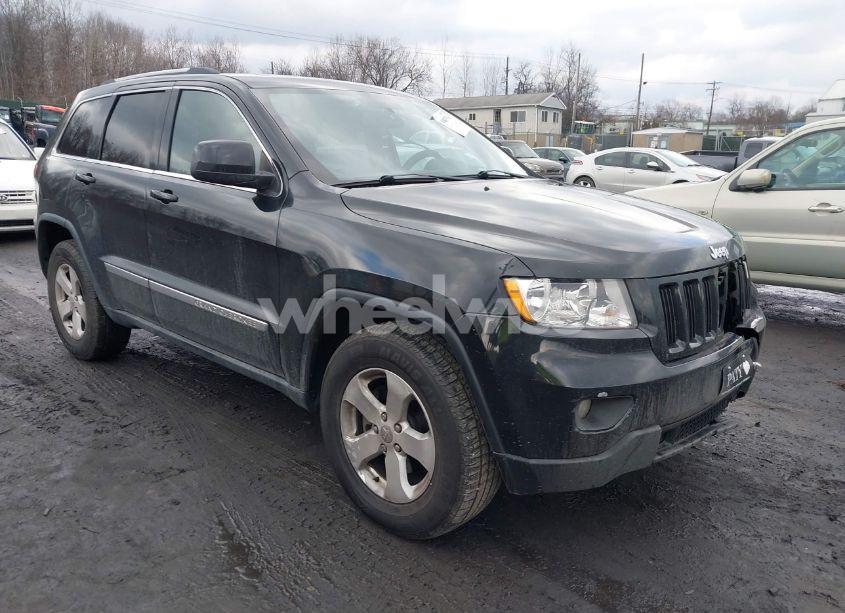 2013 Jeep Grand CHEROKEE LAREDO (VIN 1C4RJFAG1DC654920) main photo
