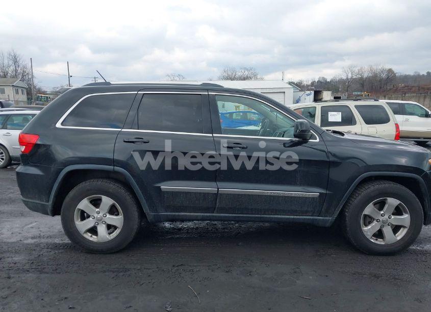 Photo 13 of 2013 Jeep Grand CHEROKEE LAREDO (VIN 1C4RJFAG1DC654920)