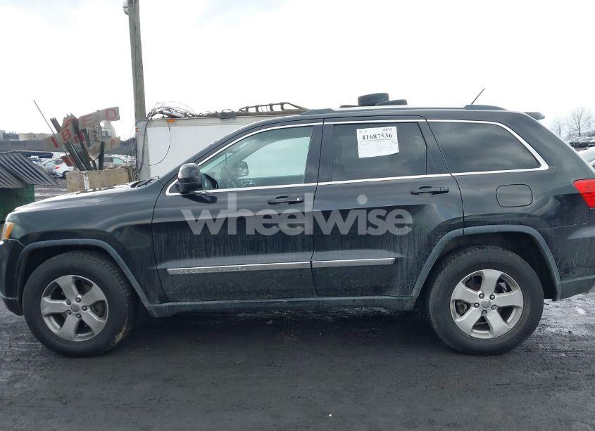 Photo 14 of 2013 Jeep Grand CHEROKEE LAREDO (VIN 1C4RJFAG1DC654920)