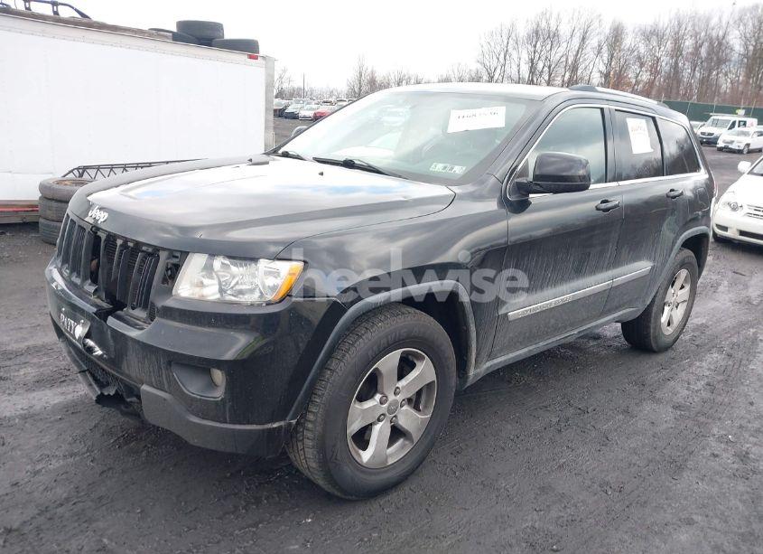 Photo 2 of 2013 Jeep Grand CHEROKEE LAREDO (VIN 1C4RJFAG1DC654920)