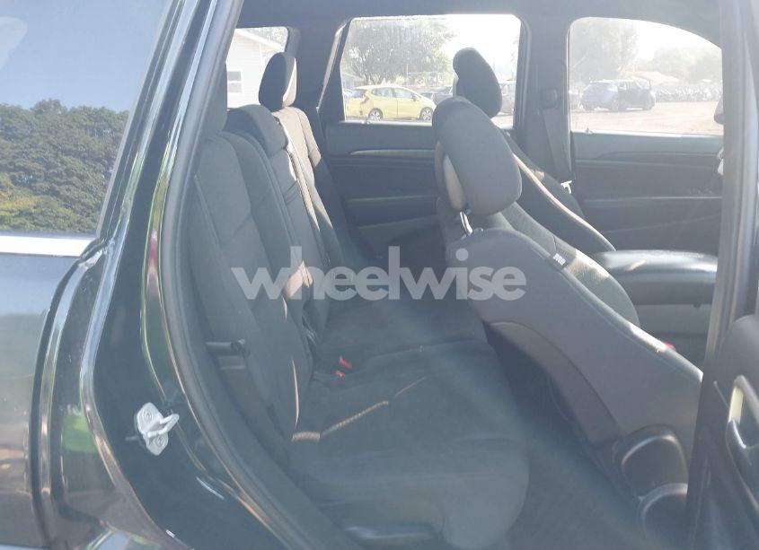 Photo 8 of 2014 Jeep Grand CHEROKEE LAREDO (VIN 1C4RJFAG1EC174927)