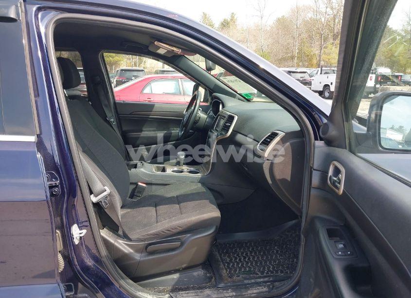 Photo 5 of 2014 Jeep Grand CHEROKEE LAREDO (VIN 1C4RJFAG1EC242305)