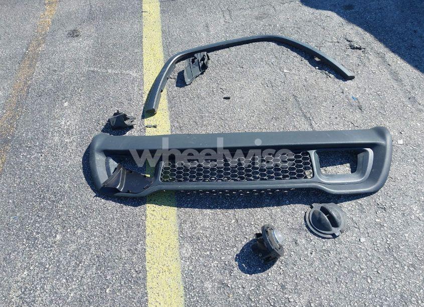 Photo 12 of 2015 Jeep Grand CHEROKEE LAREDO (VIN 1C4RJFAG1FC182835)