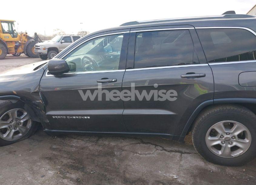 Photo 14 of 2015 Jeep Grand CHEROKEE LAREDO (VIN 1C4RJFAG1FC844574)