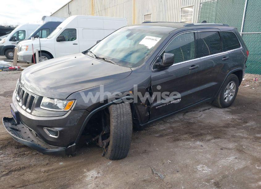 Photo 2 of 2015 Jeep Grand CHEROKEE LAREDO (VIN 1C4RJFAG1FC844574)