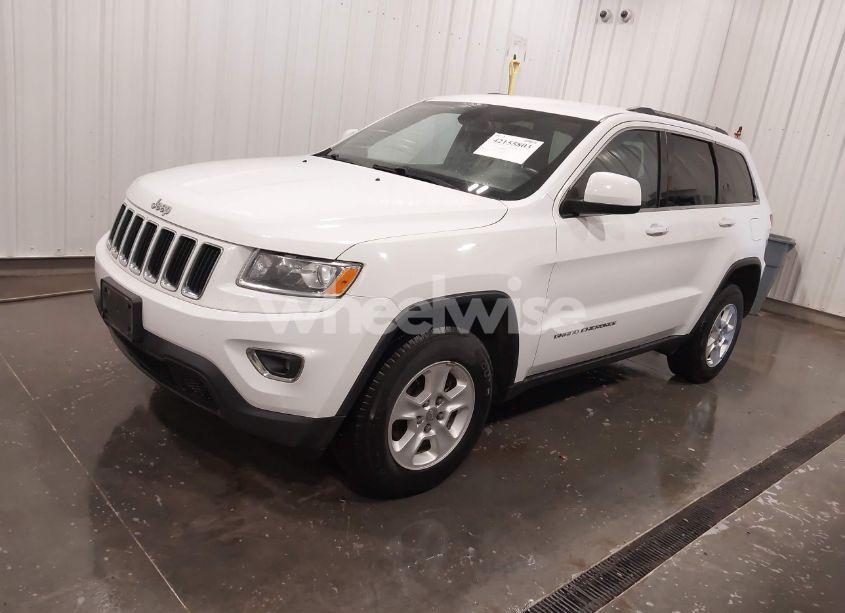 Photo 2 of 2016 Jeep Grand CHEROKEE LAREDO (VIN 1C4RJFAG1GC414111)