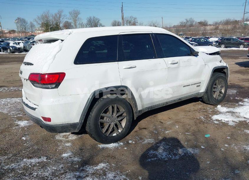 Photo 4 of 2016 Jeep Grand CHEROKEE 75TH ANNIVERSARY (VIN 1C4RJFAG1GC417610)