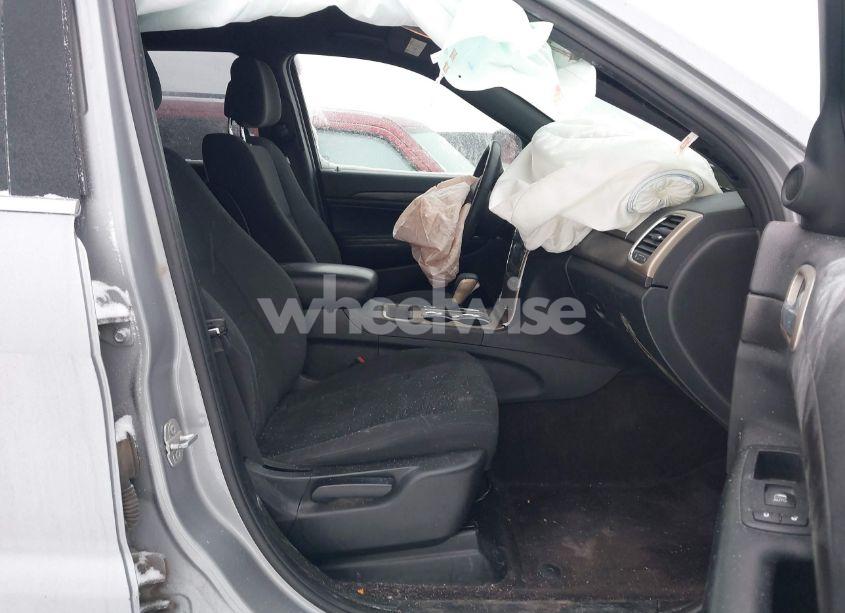 Photo 5 of 2016 Jeep Grand CHEROKEE LAREDO (VIN 1C4RJFAG1GC456634)