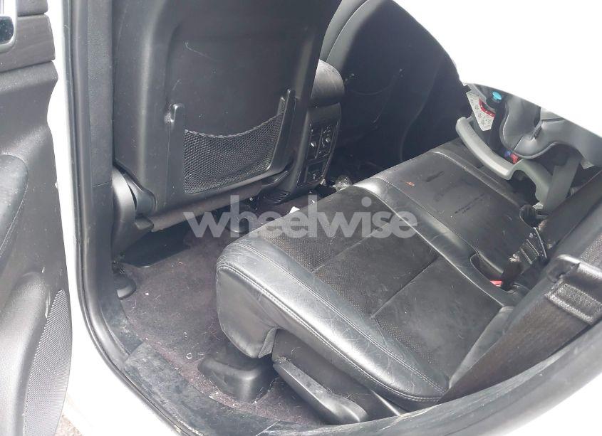 Photo 8 of 2017 Jeep Grand CHEROKEE ALTITUDE 4X4 (VIN 1C4RJFAG1HC758507)