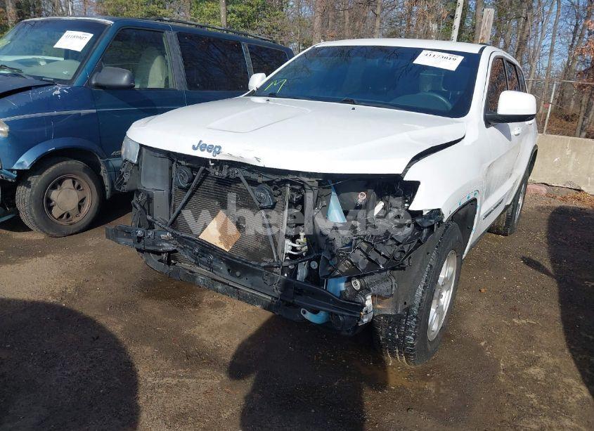 Photo 6 of 2017 Jeep Grand CHEROKEE LAREDO 4X4 (VIN 1C4RJFAG1HC818382)